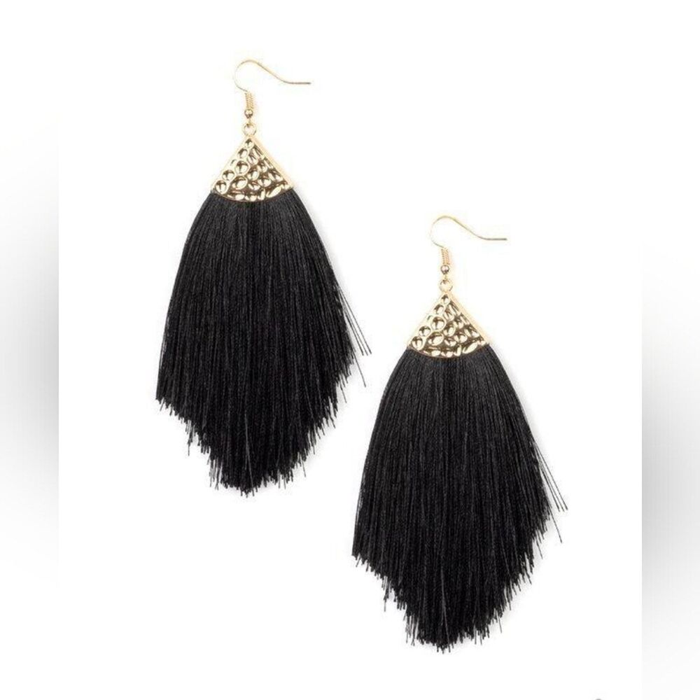Paparazzi Tassel Tempo Gold Earrings
